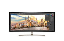 LG 38UC99 DA 38”, IL PIÙ GRANDE DISPLAY 21:9 AL MONDO CURVO, ULTRAWIDE E CON RISOLUZIONE QUAD HD+