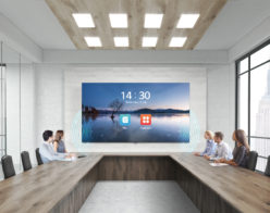 LG PRESENTA IL NUOVO MAXISCHERMO LED 136”  ALL-IN-ONE  PERFETTO PER SODDISFARE LE MODERNE  ESIGENZE DI LAVORO